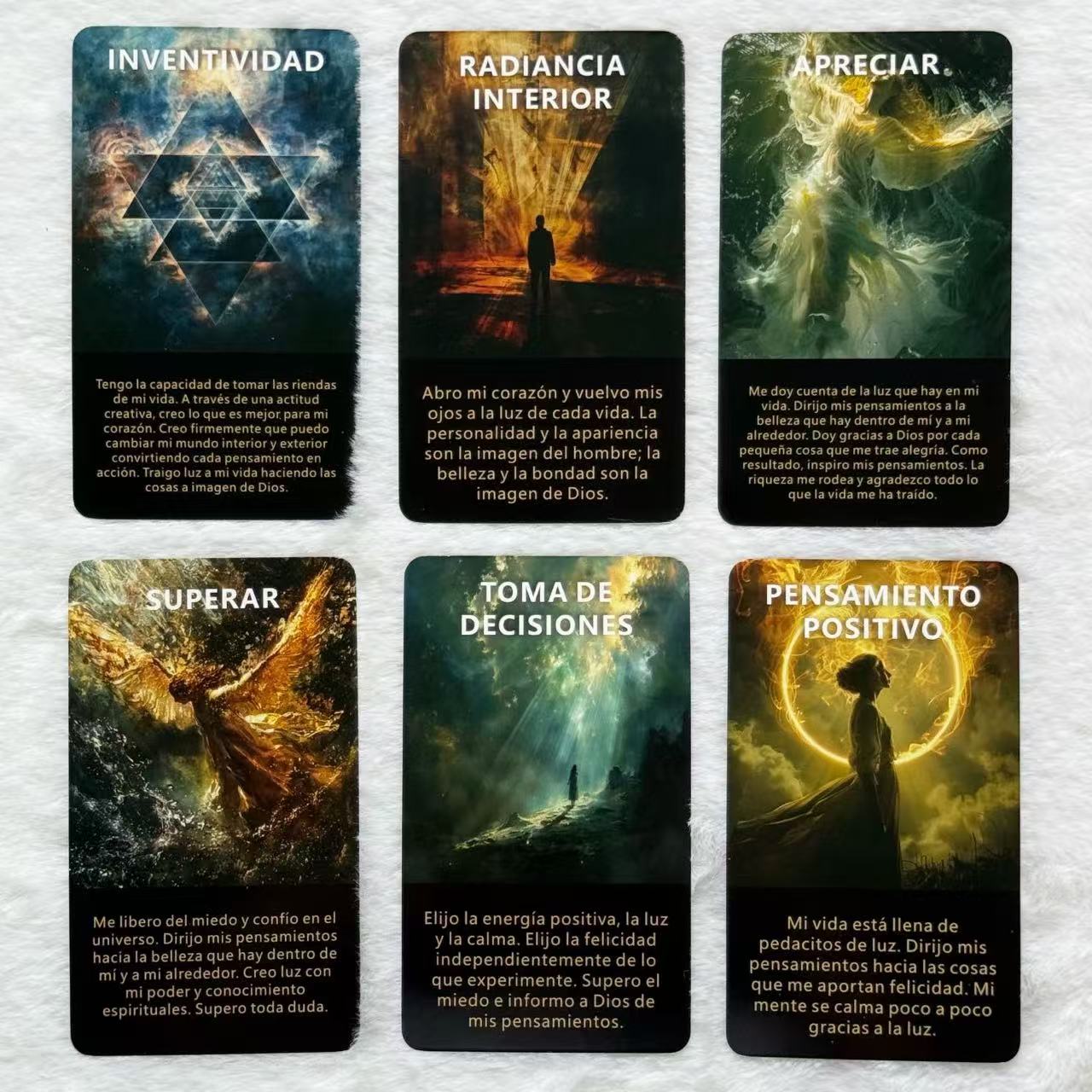 Spaans Oracle Deck, Inner Suns - Board Game Love Letter recensie en prijs
